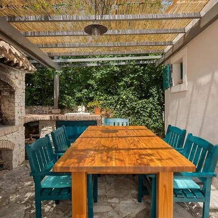 Awesome In With Kitchen * Medulin